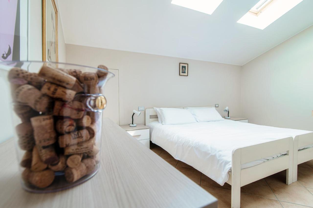 Grape Attic 72 - The House Of Travelers Daire Como Dış mekan fotoğraf
